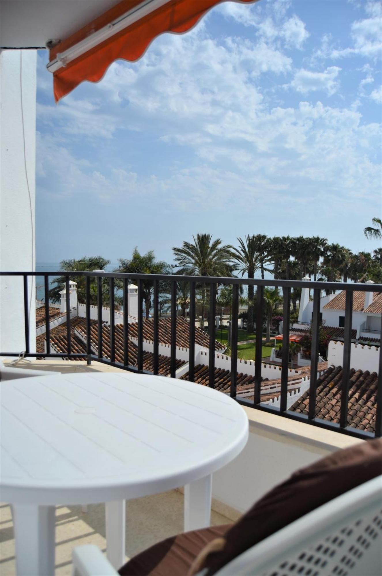 Апартаменты Terrasol Piramides Puerto Blanco Калета-де-Велес Экстерьер фото